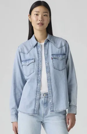 Levi’s Women Western Cowgirl Rodeo Denim Jean Shirt Shacket Jacket Top Blouse Pearl Snap Light Wash Long Sleeve Sz XL Measurement in pics thumbnail 1