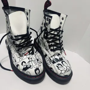Doc Dr Martens Air Wair Lace Up Combat Boots White Women's 5 NWT Fuluki Kanai thumbnail 2