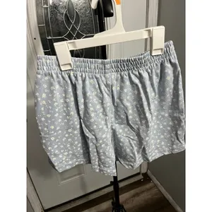Wild Fable Pull on patterned shorts xs thumbnail 2