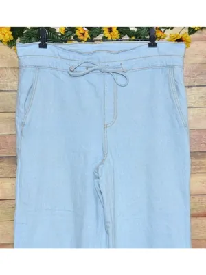 Universal Threads Cute Paper Bag Waist Light Wash Jeans Wide Leg Ladies 36x26 thumbnail 2