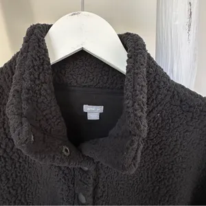 Aerie Black Teddy Pullover Jacket Size Small thumbnail 7