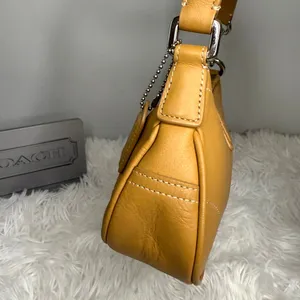 y2k COACH Vintage Demi Hampton Pochette Mini Purse Bag thumbnail 4