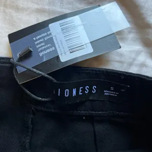 Lioness The Lola Mini Skirt Black thumbnail 6