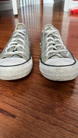 Low Top Sneakers thumbnail 2