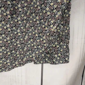 Loft Outlet Ditsy Floral Cottagecore Business Casual Boho Button-Up Blouse thumbnail 6