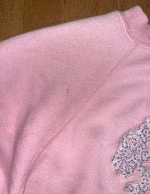 Creations Vintage Baby Pink Grandma Embroidered Crew Neck + 🆓🎁 thumbnail 8