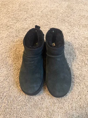UGG Ultra Mini thumbnail 2