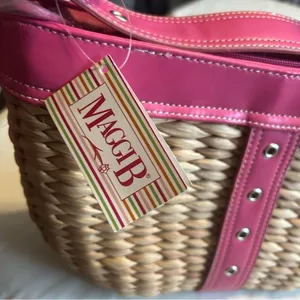 NWT Maggie B St Topaz Hobo Woven Straw Basket Shoulder Bag Fuchsia Pink thumbnail 4
