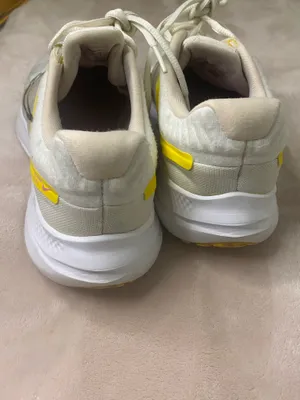 Women's Nike Quest 5 Premium Womens Shoes Size 8.5 thumbnail 3