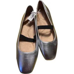 Old Navy Women's Mary Jane Low Heel Ballet Silver Loafers with Black Strap Sz 7 thumbnail 5