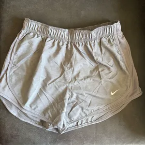 Nike Shorts Dri-Fit thumbnail 1