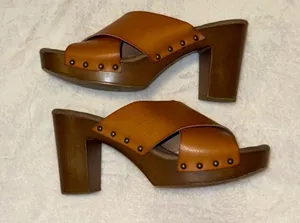 Cato size 11 mod style light brown chunky heels thumbnail 1
