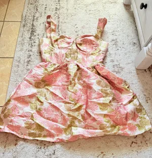 Green & Pink formal dress thumbnail 1