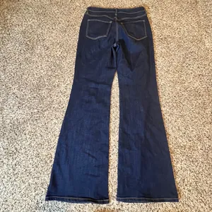 Old‎ Navy Womens High Rise Wow Flare Jeans Dark Wash Indigo Blue Size 6 Denim thumbnail 7