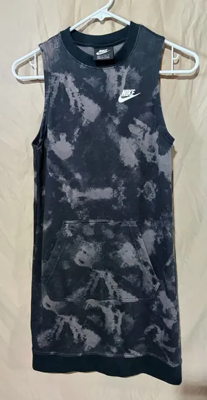 Nike dress thumbnail 1