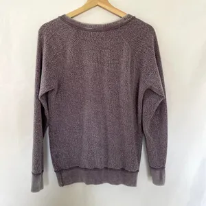 University of Northwestern purple fleece crewneck sweater women's‎ size medium thumbnail 4
