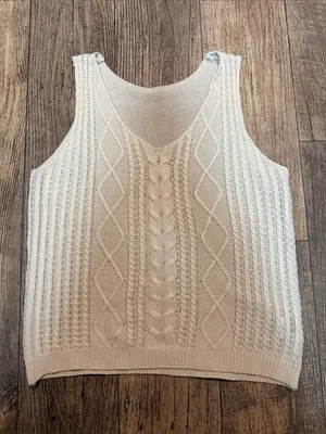 SHEIN Cream Cable Knit Tank Top thumbnail 2