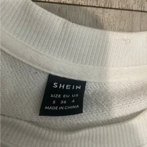 SHEIN White Marine Life Crewneck Sweater thumbnail 2