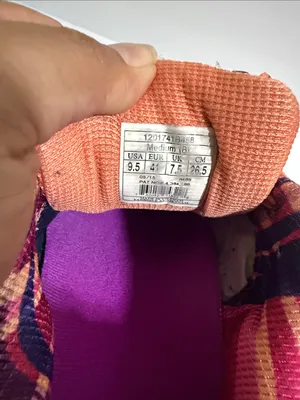 Brooks Navy Women's Running Shoes with Purple Accents and Coral Laces thumbnail 8