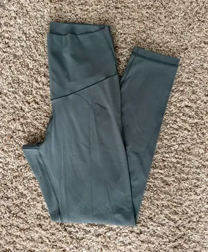 Aerie Real Me High-Waisted Leggings thumbnail 1