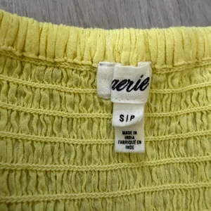 Aerie Yellow Smocked Keyhole Beachy Romantic Summer Yellow Romper size small thumbnail 9