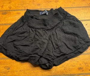 Hollister Black Smocked Ultra High Rise Skirty Shorts Size S‎ thumbnail 1