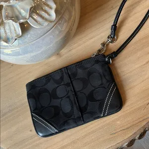 Coach Vintage Authentic Classic Black Logo Canvas Wristlet thumbnail 2