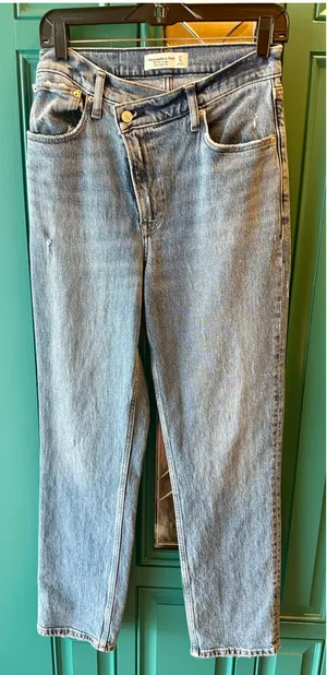 Abercrombie 90s Straight Ultra High Rise Criss Cross Waist Jeans Size 27 4 thumbnail 1