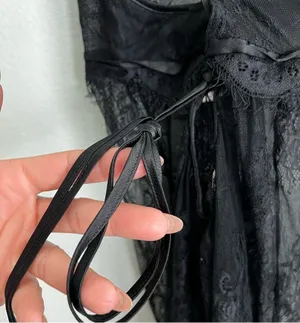 Victoria’s Secret Black Lace See Through Scalloped Babydoll Chemise. Size Large thumbnail 7