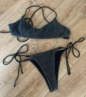 Bikini Set thumbnail 1