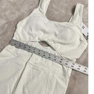 GIGI C Sawyer Romper Women's Medium Ivory Sleeveless Scoop Back Cutout Short New thumbnail 9