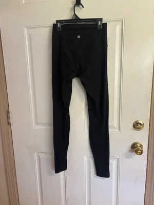 Size 6 Lululemon solid black Align Ribbed High-Rise 28" Pant/legging. thumbnail 3