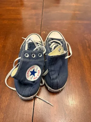 Converse Sneakers thumbnail 2