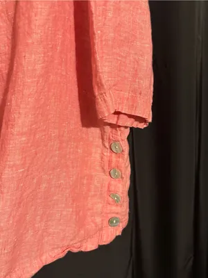 Tahari 1X 100% Linen Coral Pink V- neck Tunic Top Side Buttons 3/4 sleeves thumbnail 3