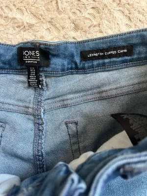 Jones New York capri jeans thumbnail 2