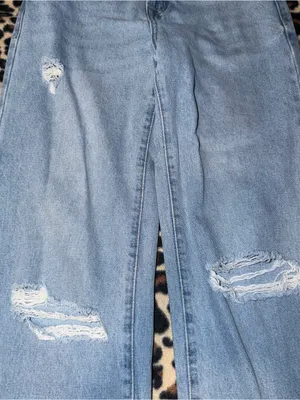 edikted light wash high-waisted wide leg distressed jeans thumbnail 2