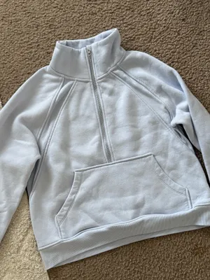 Cropped Sweatshirt Quarter thumbnail 1