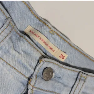Levis Ribcage Straight Ankle Jeans Summer Space Ripple Medium Wash Blue Women thumbnail 4