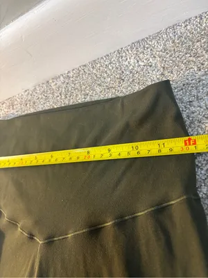 Aerie Offline Real Me 7/8 Legging Hi Rise Stretchy Soft Comfy Size Medium Olive thumbnail 4