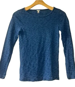 J.Crew Blue long sleeve shirt with subtle marbled texture, size M #jcrew #preppy thumbnail 1