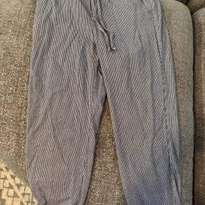 GAP Cotton Easy Pant Size XS Blue and White Stripe Drawstring Elastic Waist thumbnail 2