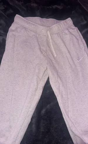 Nike Joggers thumbnail 1