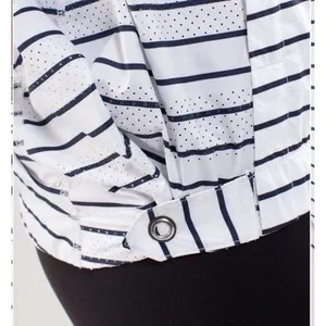 Lululemon Spring Jacket Pack & Go Pullover Quiet Stripe White Navy Women 4 Run thumbnail 16