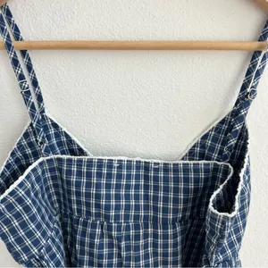 Brandy Melville Navy and white plaid top thumbnail 4