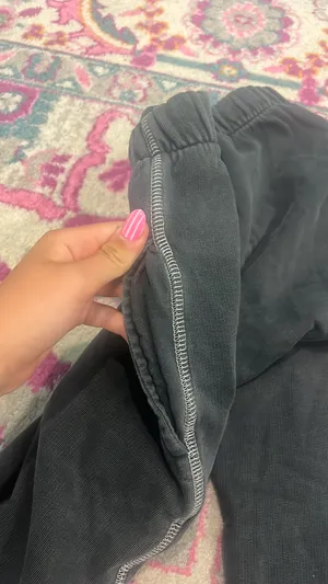 Brandy Melville Sweatpants Black thumbnail 2