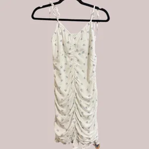 Hollister XS White‎ Ditsy Floral Ruched Mini Dress Tie Strap Summer thumbnail 3