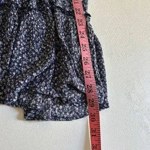Lulus Floral Tiered Mini Dress Women’s Size M Navy Blue Ruffle Strappy thumbnail 7