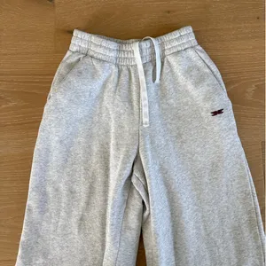 Elite Eleven Omni Wide Leg Trackpants Size XS in Gray thumbnail 2