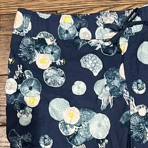 The North Face Motion Cotton Blend Stretch Shorts C16‎ thumbnail 3