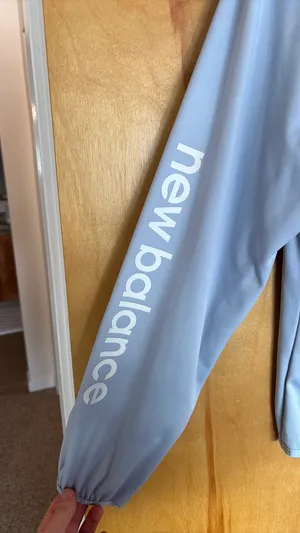 New Balance Windbreaker Women’s Jacket thumbnail 4